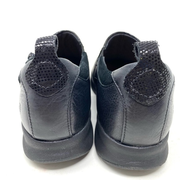 Clarks Un Adorn Zip Black Leather Combo NARROW - Picture 6 of 8